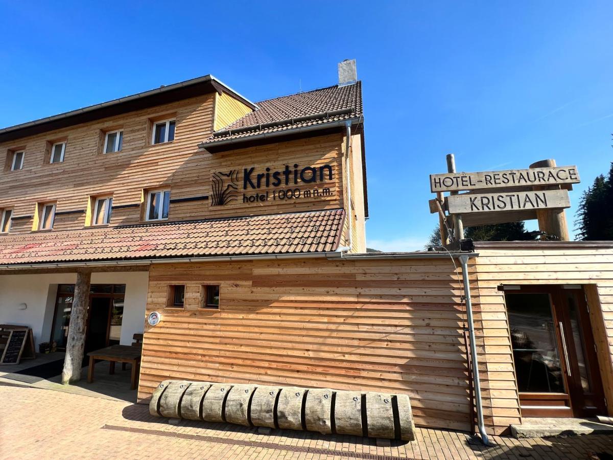 Hotel Kristian Kubova Huť Eksteriør billede