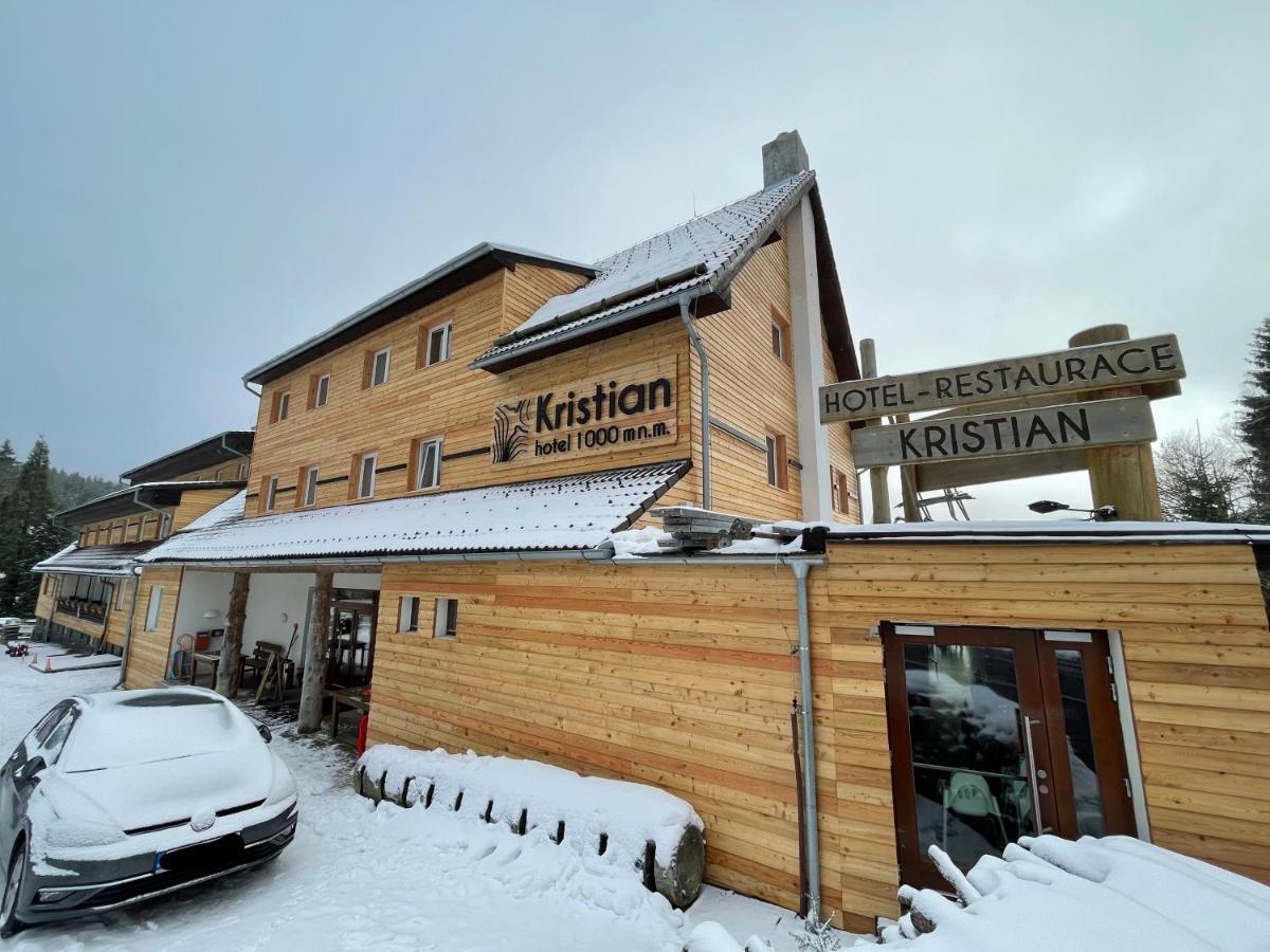 Hotel Kristian Kubova Huť Eksteriør billede